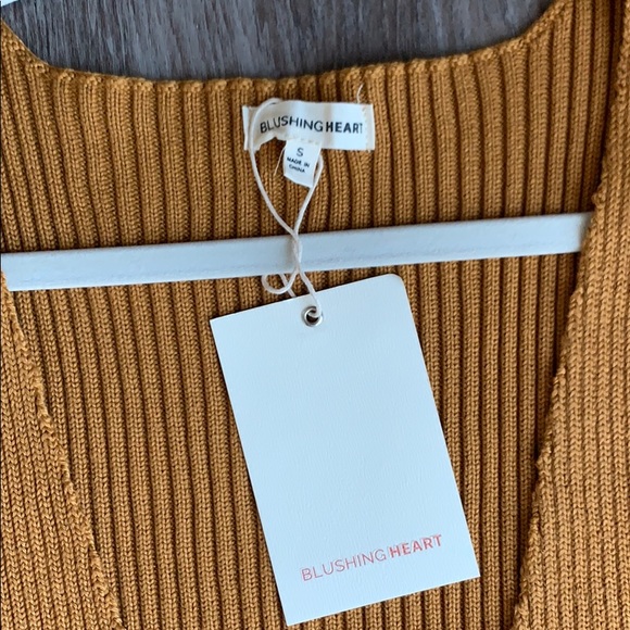 Yellow Dress - Picture 2 of 3